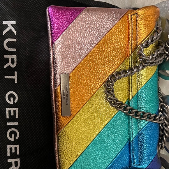 Kurt Geiger Vibrant Metallic Crossbody Bag - Picture 2 of 3